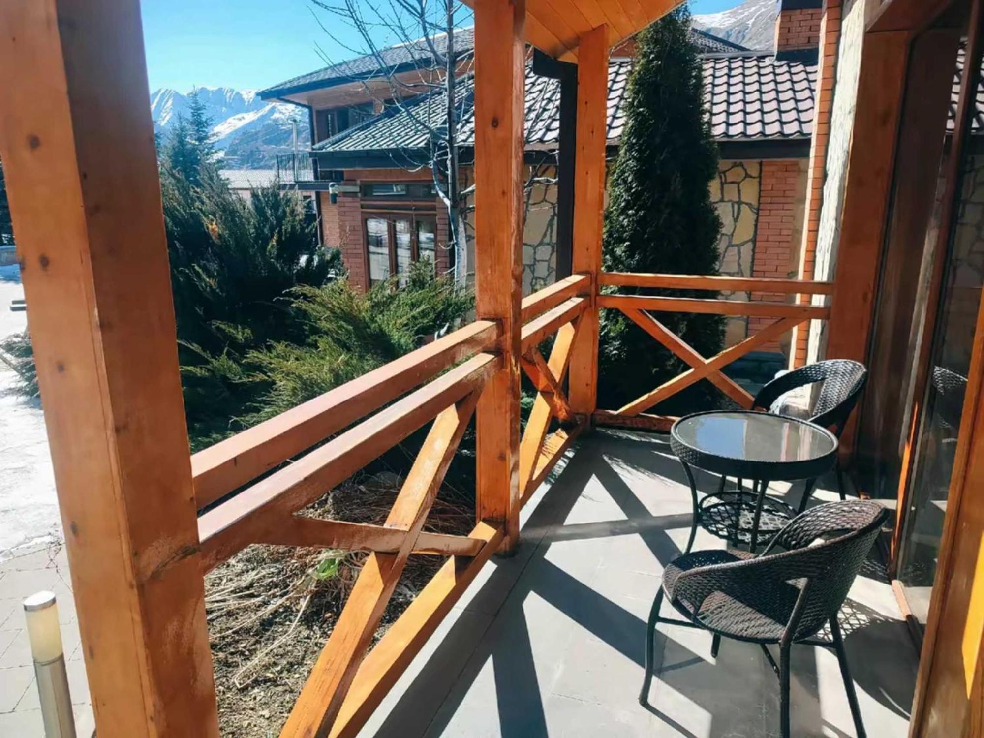 Vardisubani Villa Kazbegi Exterior foto