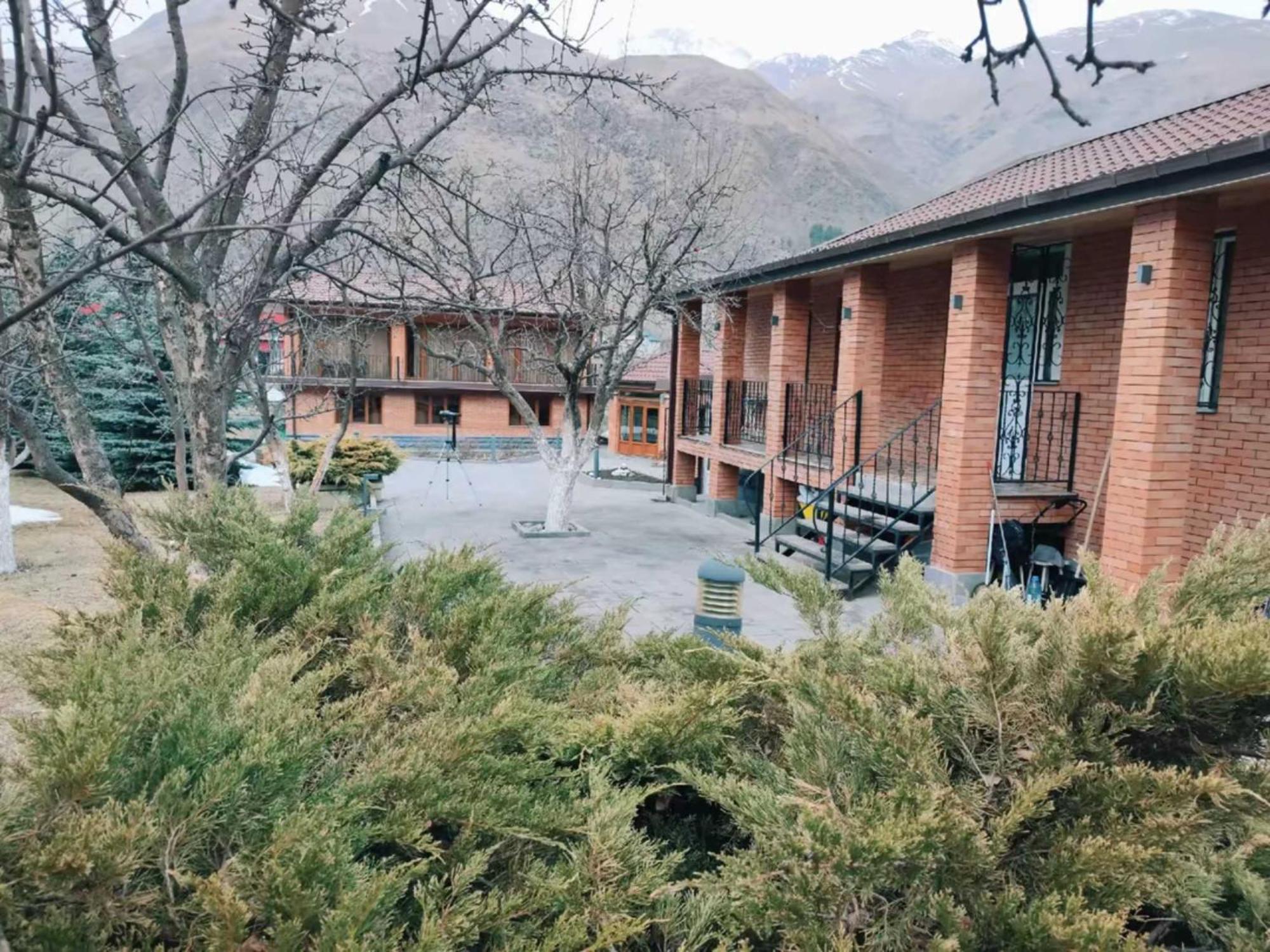 Vardisubani Villa Kazbegi Exterior foto